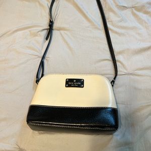 Small kate spade crossbody